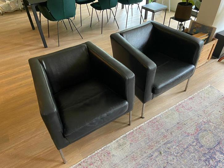 Zwart leren KLAPPSTA fauteuils (2 stuks), Huis en Inrichting, Fauteuils, Zo goed als nieuw, 50 tot 75 cm, Minder dan 75 cm, Ophalen