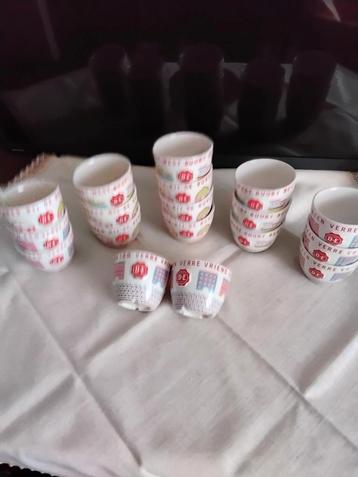 Douwe Egberts mokken  zonder oor. Per stuk te koop. beschikbaar voor biedingen