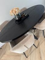 Ovale zwarte eettafel, Huis en Inrichting, Tafels | Eettafels, 100 tot 150 cm, 200 cm of meer, Ophalen of Verzenden, Zo goed als nieuw