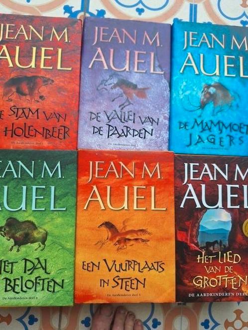 Jean Marie Auel - alle zes delen, Boeken, Literatuur, Zo goed als nieuw, Nederland, Ophalen of Verzenden