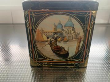 antiek van houten cacao blikje beschikbaar voor biedingen