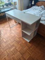 Ikea Bureau, Ophalen