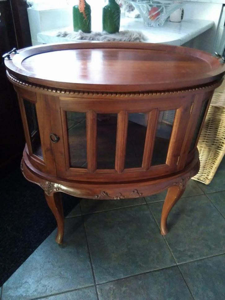 Groot antiek theekastje met afneembaar dienblad, Antiek en Kunst, Antiek | Meubels | Kasten, Ophalen