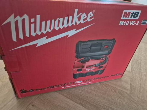 Milwaukee M18 VC-2 Stofzuiger - Nieuw in doos!, Doe-het-zelf en Verbouw, Reinigingsmachines, Nieuw, Waterstofzuiger, Ophalen of Verzenden