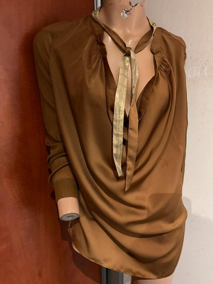 PINKO blouse met stropje ZIJDE maat xs it 40  origineel ZGAN, Kleding | Dames, Blouses en Tunieken, Zo goed als nieuw, Maat 34 (XS) of kleiner