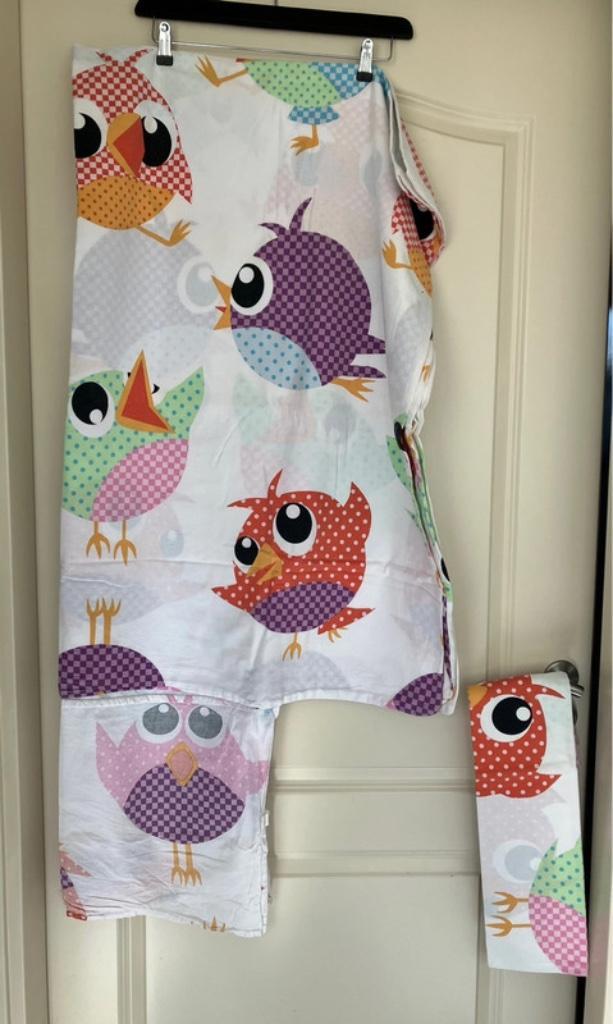 Dekbedovertrek vogeltjes, Kinderen en Baby's, Kinderkamer | Beddengoed, Gebruikt, Dekbedovertrek, Wit, Jongetje of Meisje, Ophalen of Verzenden