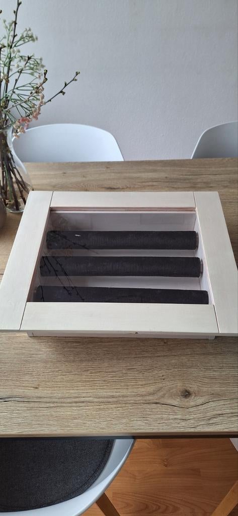 Vitrine display voor horloges, Huis en Inrichting, Kasten | Vitrinekasten, Ophalen, Overige materialen, Minder dan 50 cm, Gebruikt