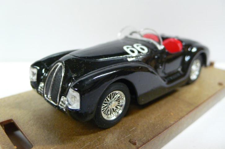 ferrari 815 sport 1940 - brumm #67   1/43, Hobby en Vrije tijd, Modelauto's | 1:43, Nieuw, Auto, Overige merken, Verzenden