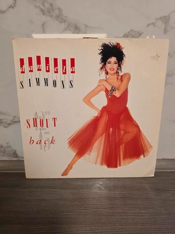 Daniela Simmons – Shout Back (DE 1986) beschikbaar voor biedingen