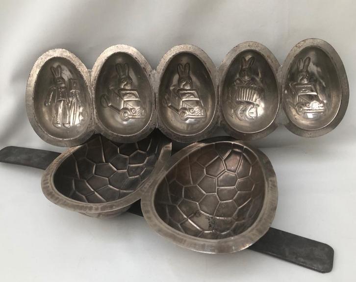 2 Chocolade vormen  - paaseieren - Vormenfabriek Tilburg, Diversen, Pasen, Gebruikt, Ophalen of Verzenden