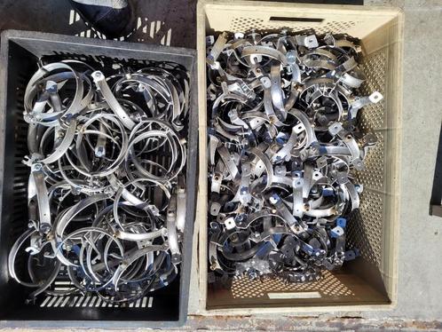 650 stuks aluminium regenpijp beugels, Doe-het-zelf en Verbouw, IJzerwaren en Bevestigingsmiddelen, Nieuw, Overige typen, Ophalen of Verzenden