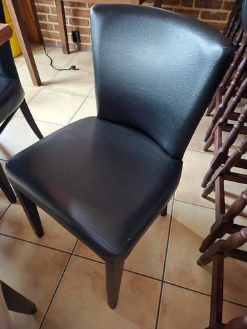 Zwarte witte eettafel  stoelen / stoel wit zwart  beschikbaar voor biedingen