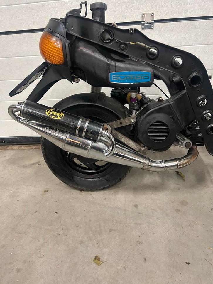 Laser Uitlaat Piaggio, Fietsen en Brommers, Brommeronderdelen | Scooters, Gebruikt, Piaggio, Uitlaat, Ophalen of Verzenden