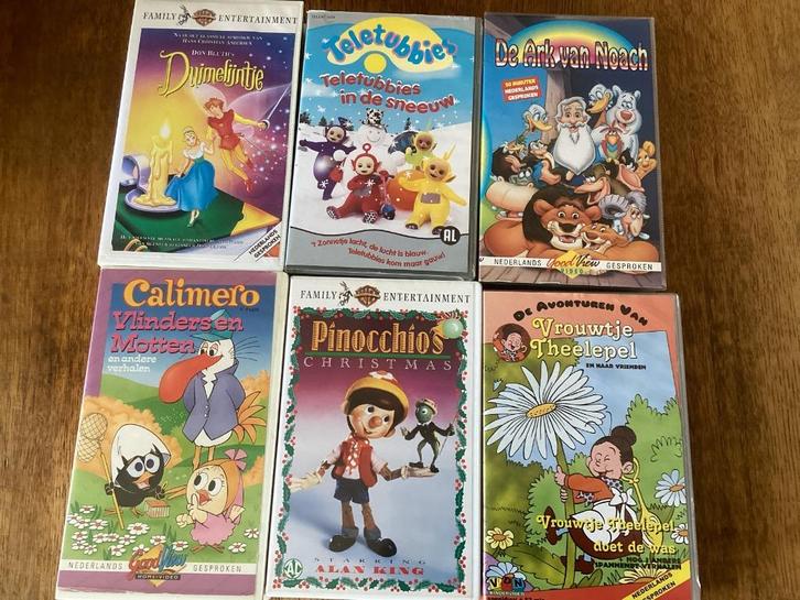 Video banden ,Evita - kruimeltje - kerst- platvoet- Calimero, Cd's en Dvd's, VHS | Kinderen en Jeugd, Zo goed als nieuw, Tekenfilms en Animatie