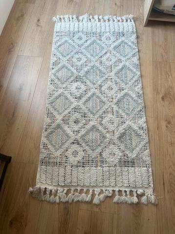 Vloerkleed met franjes - Sfeervol! beschikbaar voor biedingen