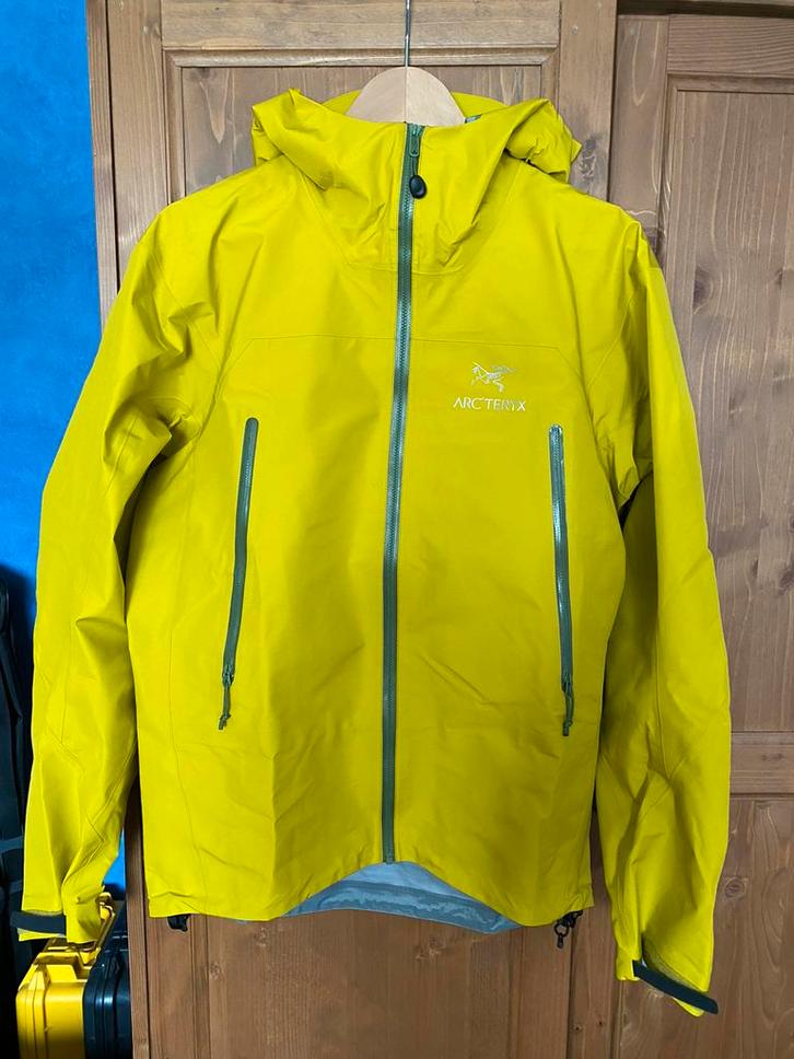 Arcteryx Zeta LT Jack Jas Maat S Gore-Tex Jacket, Caravans en Kamperen, Regenkleding, Zo goed als nieuw, Regenjas, Heren, Ophalen of Verzenden