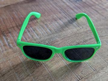 Groene Zonnebril - Nieuw! beschikbaar voor biedingen