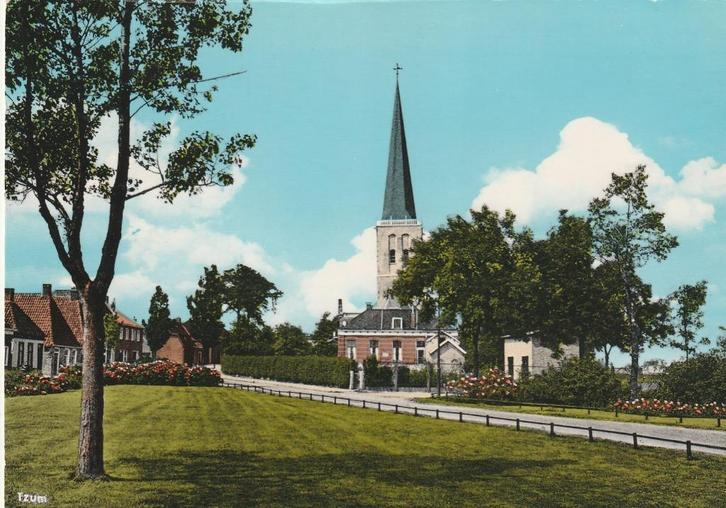 TZUM Dorpsgezicht met Kerk, Verzamelen, Ansichtkaarten | Nederland, Gelopen, Friesland, 1960 tot 1980, Verzenden