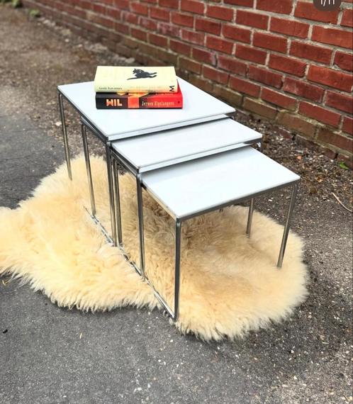 Nesting tafels Brabantia mimiset, Antiek en Kunst, Antiek | Meubels | Tafels, Ophalen