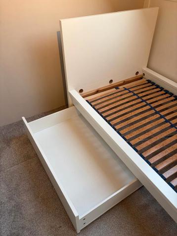 Ikea Malm eenpersoons bed met lades - afbeelding 3