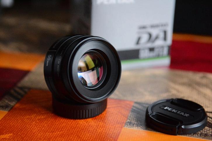 SMC Pentax DA 50mm f1.8, Audio, Tv en Foto, Fotografie | Lenzen en Objectieven, Nieuw, Standaardlens, Ophalen of Verzenden