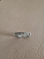 Aparte zilverkleurige ring maat 18, 18 tot 19, Ophalen of Verzenden, Dame, Zilver