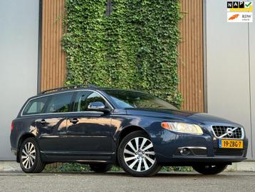 Volvo V70 1.6 T4 Limited Edition 180PK|Trekhaak|automaat beschikbaar voor biedingen
