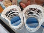 Twee rotan stoeltjes met blauwe kussens, Huis en Inrichting, Stoelen, Ophalen