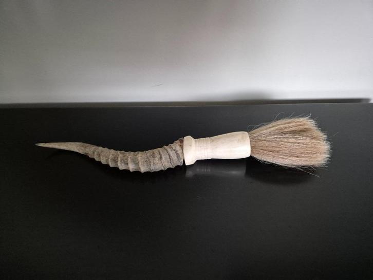 Kaligrafeerkwast met een geitenhoorn handvat, Huis en Inrichting, Woonaccessoires | Overige, Zo goed als nieuw, Ophalen of Verzenden