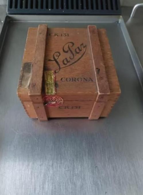 Oud sigarendoos LaPaz Corona uit 1929, Verzamelen, Rookartikelen, Aanstekers en Luciferdoosjes, Gebruikt, Tabaksdoos of Verpakking
