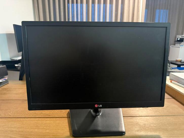 LG Flatron 22EN33S-B Monitor - Goedkoop!, Computers en Software, Monitoren, Gebruikt, 60 Hz of minder, VGA, LED, Full HD, 5 ms of meer
