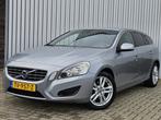 Volvo V60 2.0 D3 5-Cilinder /Dealer Onderhouden/PDC/Trekhaak, Auto's, Voorwielaandrijving, Euro 5, Gebruikt, Zwart