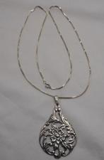 Zilveren lange ketting met antieke hanger nr.1658, Sieraden, Tassen en Uiterlijk, Antieke sieraden, Ketting, Ophalen of Verzenden