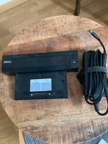 Dell E-port plus docking plus adapter beschikbaar voor biedingen