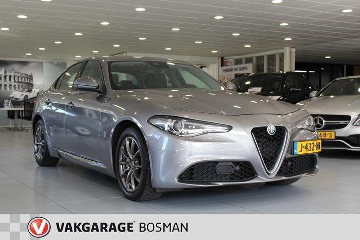 Alfa romeo Giulia 2.0T Super/CARPLAY/CRUISE/CAMERA, Auto's, Alfa Romeo, Giulia, ABS, Achteruitrijcamera, Adaptieve lichten, Airbags