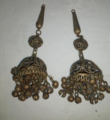 Vintage Jhumka Oorbellen beschikbaar voor biedingen