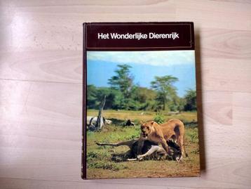 boek Het Wonderlijke Dierenrijk uit Universumreeks Lekturama beschikbaar voor biedingen