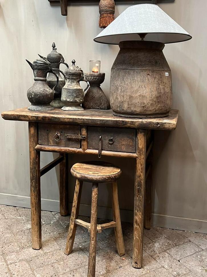 Oude chinese tafel elmwood sidetable haltafel wandtafel, Huis en Inrichting, Tafels | Sidetables, 25 tot 50 cm, 50 tot 100 cm