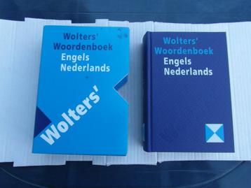 woordenboeken beschikbaar voor biedingen