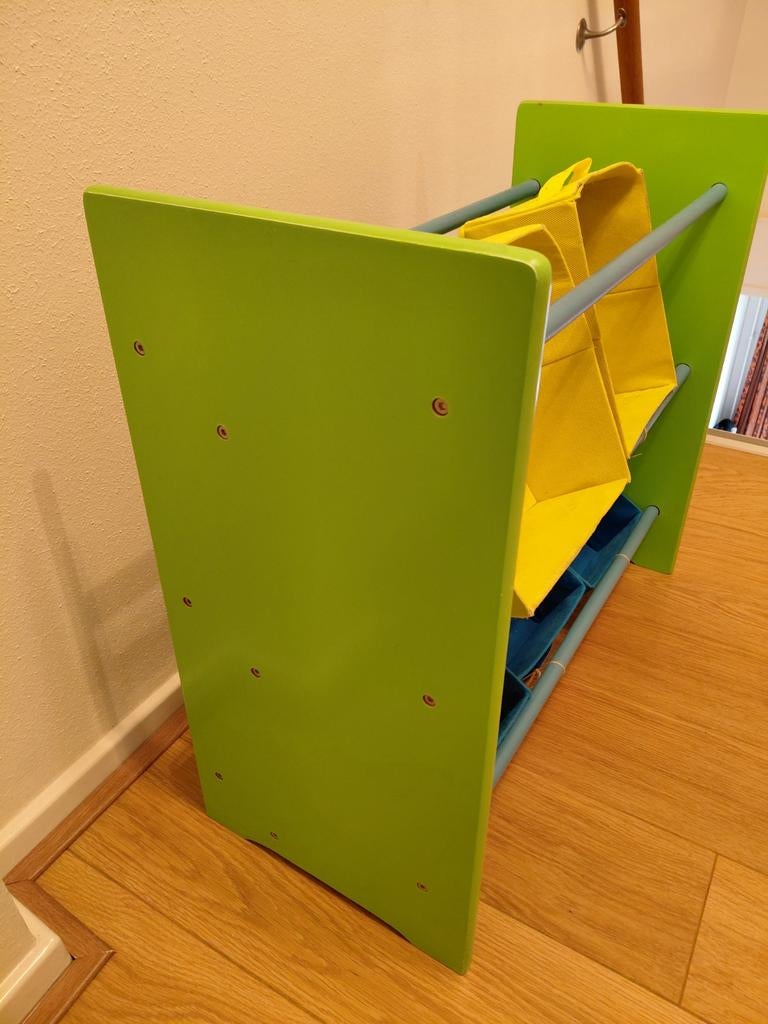 Leuk kastje met mandjes  Gratis, Ophalen, Gebruikt, Overige typen