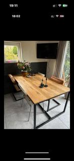Eiken eettafel met stalen frame - Nieuwstaat!, Huis en Inrichting, Tafels | Eettafels, Eikenhout, Nieuw, Vijf personen of meer