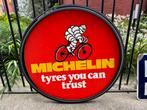 Vintage Michelin Reclamebord met Fietsband, Reclamebord, Gebruikt, ., Ophalen of Verzenden