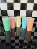 Set van 5 pastel bekers met deksel van Tupperware vintage, Ophalen of Verzenden, Zo goed als nieuw, Geel, Beker of Kan