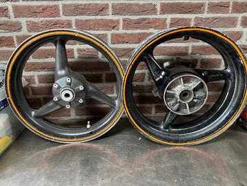Honda cbr600f4i velgen set beschikbaar voor biedingen