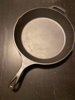 Lodge Cast Iron Skillet 12SK, Huis en Inrichting, Keuken | Potten en Pannen, Ophalen of Verzenden, Zo goed als nieuw, Gietijzer