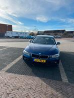 BMW 3-Serie 320i 184pk Aut 2016 Blauw, Auto's, 1998 cc, Achterwielaandrijving, Zwart, 4 cilinders