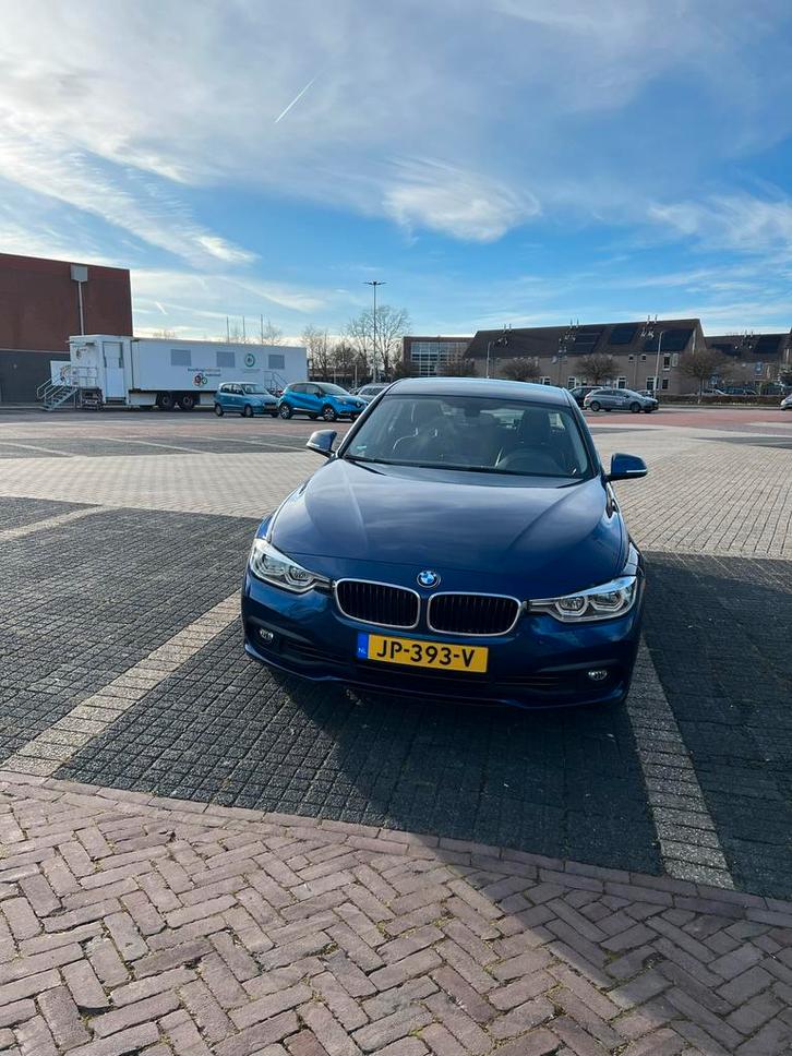 BMW 3-Serie 320i 184pk Aut 2016 Blauw, Auto's, BMW, Particulier, 3-Serie, Adaptieve lichten, Airbags, Airconditioning, Alarm, Bluetooth