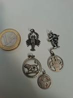 5 zilveren hangertjes sterrenbeeld, Zo goed als nieuw, 1 bedel, Zilver, Ophalen