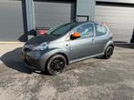 Toyota Aygo 1.0 12V Vvt-i 5DRS 2005 Grijs, Voorwielaandrijving, 4 stoelen, 68 pk, Handgeschakeld