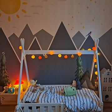 Tipi bedje, peuterbedje, incl boekje, wit, matrasmaat 140x70 beschikbaar voor biedingen